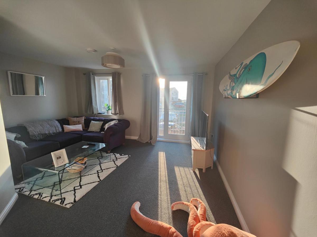Shoreline Seaside Holiday Home Aberavon Beach ポート・タルボット エクステリア 写真